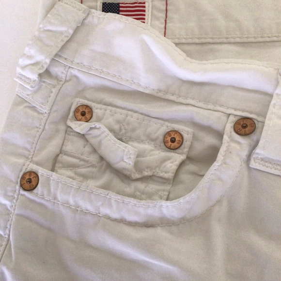 True Religion White Cropped Pants - Picture 12 of 16